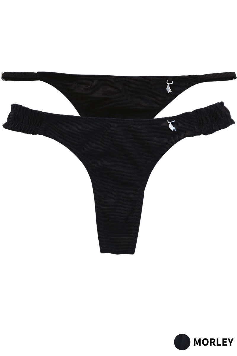 Variantes de bombachas Loli Black de Alitas Bikinis en color negro liso con textura morley. Incluye modelos Regulable Less con tiritas ajustables y Frunce Cola Less o Vedetina con laterales que no marcan sobre fondo blanco.