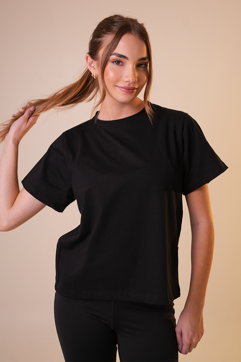 Remera Alitas Black